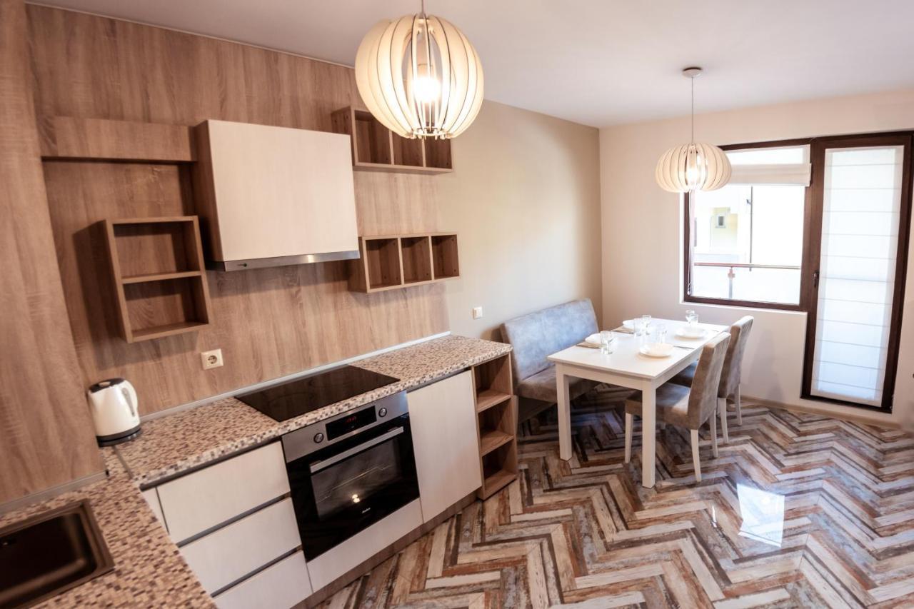 Bright 1Bdr Apartment With A Balcony 소피아 외부 사진