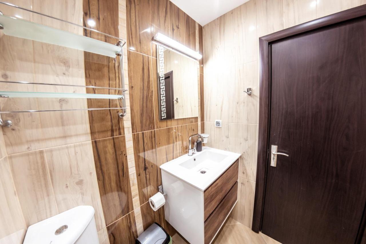 Bright 1Bdr Apartment With A Balcony 소피아 외부 사진
